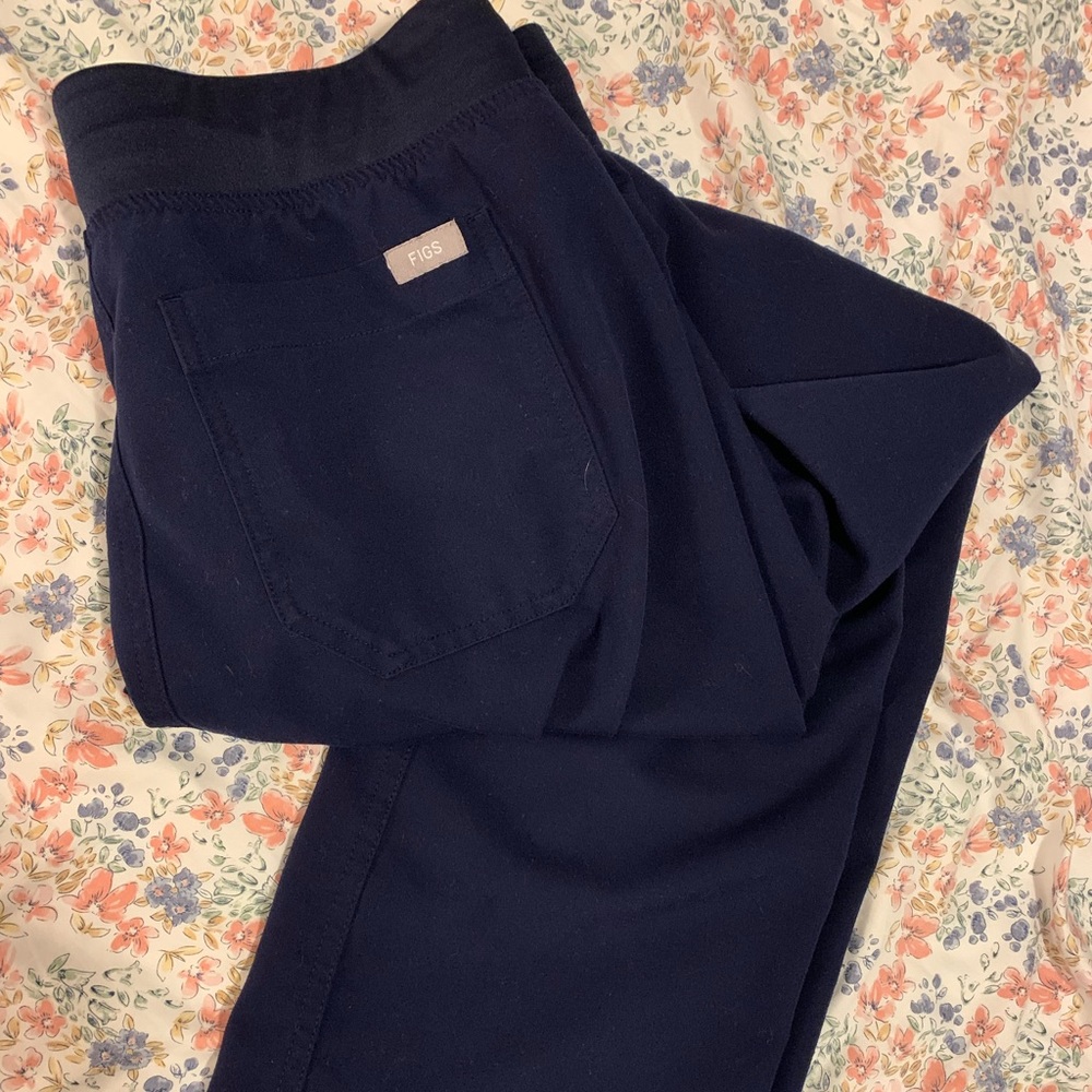 Basic scrub pants